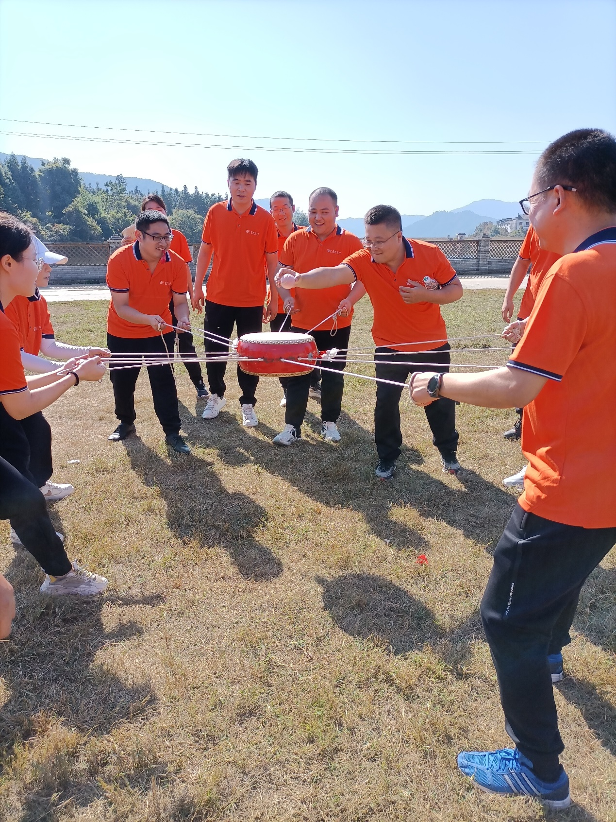 图十二 鼓动人心